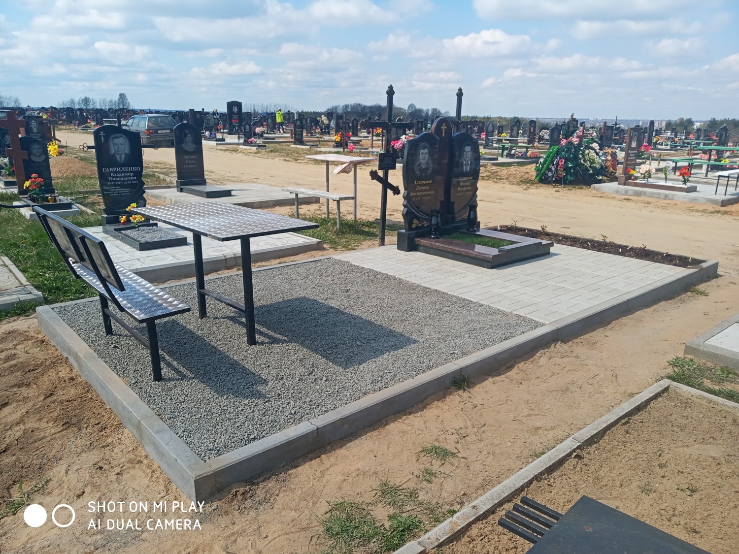 Лавочки на могилу